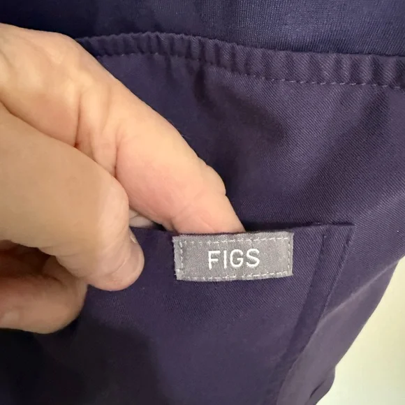 Figs Purple Shadow Set size Medium jogger pants - Picture 8 of 10